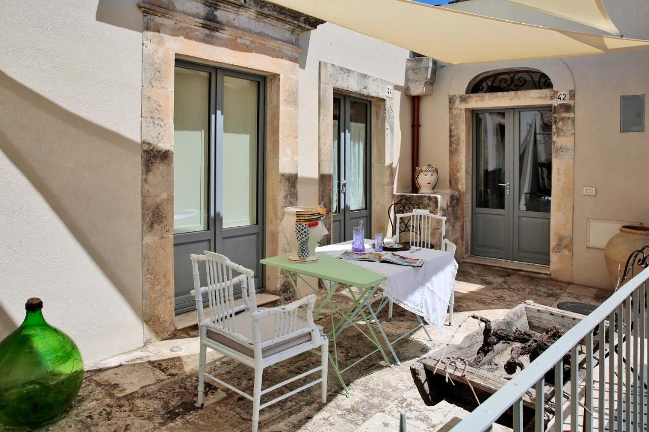 Dimora Di Catullo - Ospitalita Di Charme Villa Palazzolo Acreide Buitenkant foto
