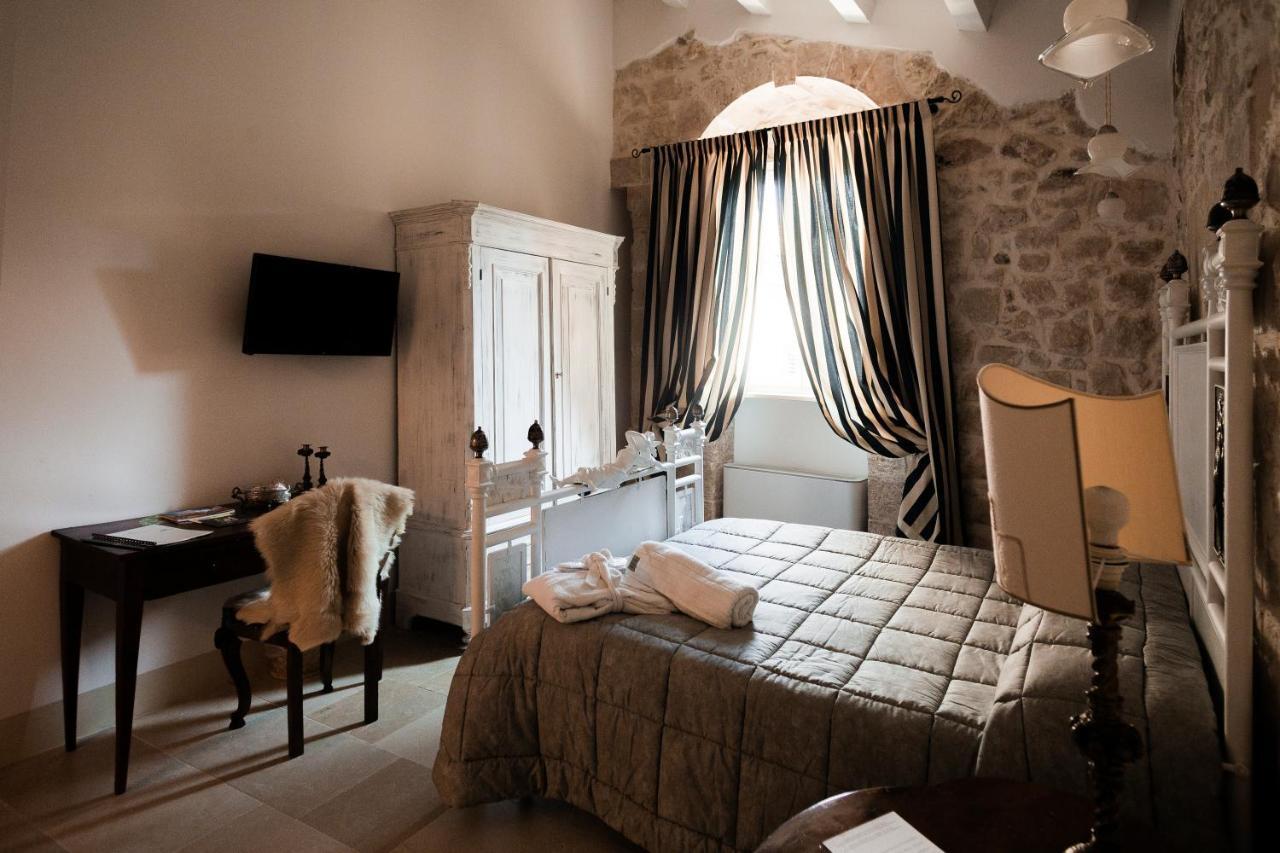 Dimora Di Catullo - Ospitalita Di Charme Villa Palazzolo Acreide Buitenkant foto