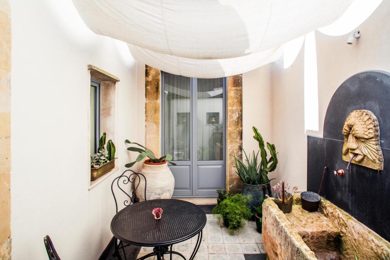 Dimora Di Catullo - Ospitalita Di Charme Villa Palazzolo Acreide Buitenkant foto
