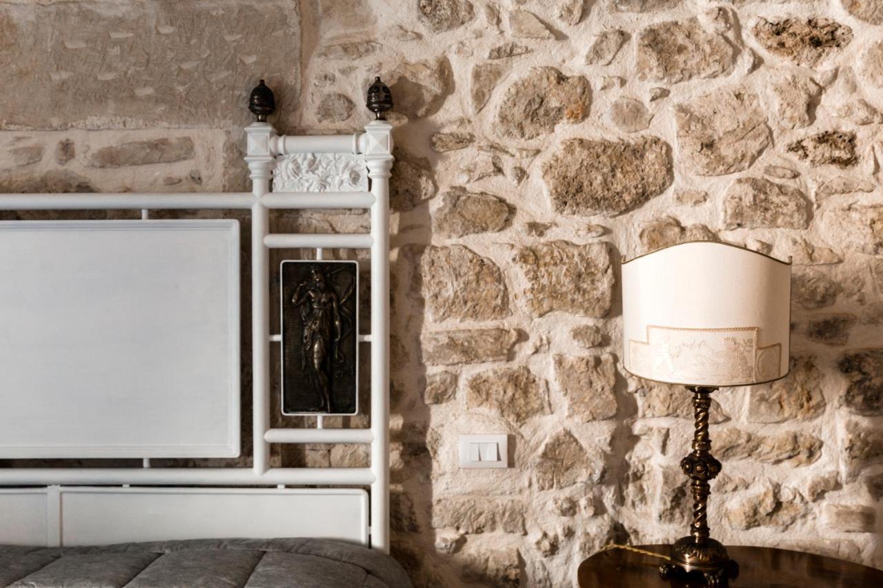Dimora Di Catullo - Ospitalita Di Charme Villa Palazzolo Acreide Buitenkant foto